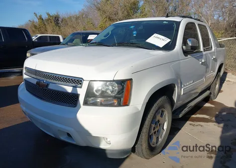 2011 Chevrolet Avalanche 1500 Ls z USA, uszkodzony, nr VIN 3GNMCEE05BG334402